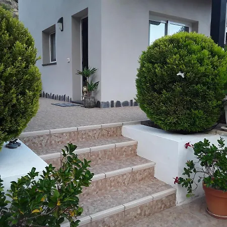Casa Jardin De Sandra *